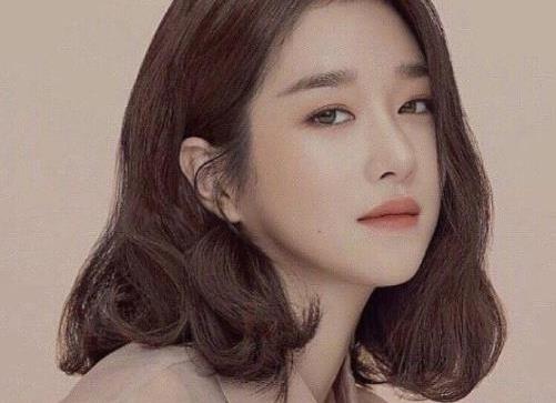 2021韩国十大最美女演员排名，第一众望所归