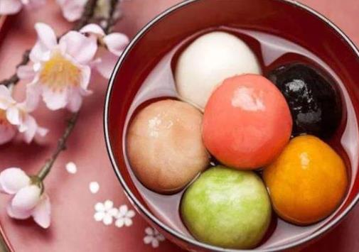春节必吃的10种传统美食及寓意详解