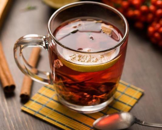 天热喝什么茶，夏季养生喝这6种茶最好