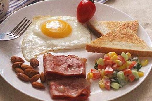儿童早餐不能吃什么，这5类影响发育