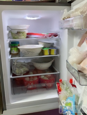 冰箱冷藏室结霜是什么原因造成的(冰箱冷藏室结霜是怎么处理)