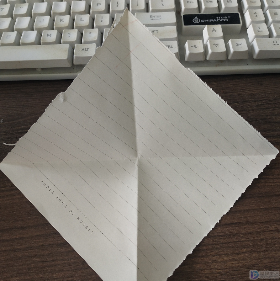 用正方形的纸折东南西北怎么折上面写的(正方形纸折东南西北折法)