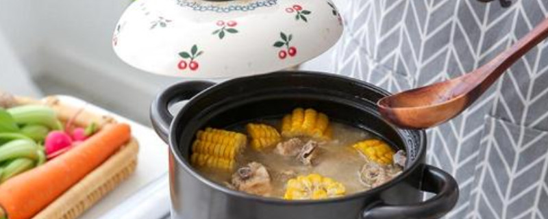 陶瓷锅可以炖汤吗(炖汤是用铁锅还是用陶瓷的好)