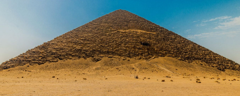 胡夫金字塔是哪个国家的(世界七大奇迹之一的胡夫金字塔位于哪个国家)