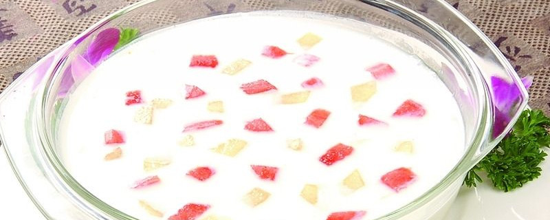 水果和酸奶能一起吃吗对身体有害吗(水果和酸奶能一起吃吗?)