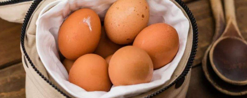 煮熟的鸡蛋放久了能吃吗(鸡蛋放久了能吃吗?)