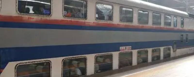 双层火车有哪些车次大理到丽江(双层列车目前有哪些车次)