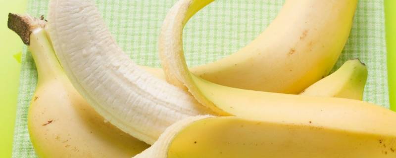 如何让香蕉快速变熟又不变黑(如何让香蕉快速变熟放苹果)