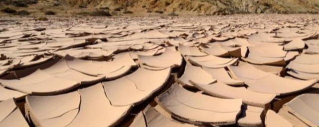 干旱主要发生在什么地区,关于干旱发生的时间和地区