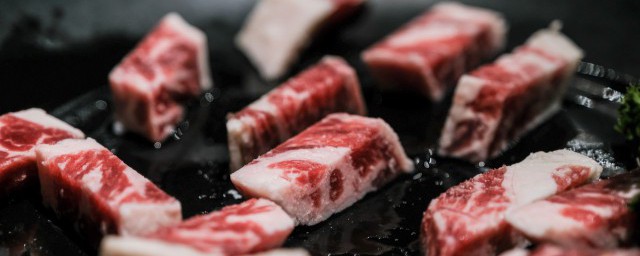 黑胡椒牛肉怎么做,黑椒牛肉粒的家常做法大全