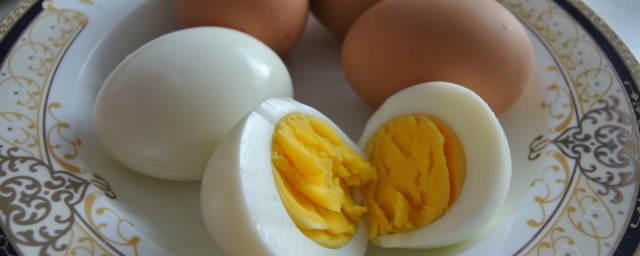 减肥的时候晚上可以吃鸡蛋吗(晚上能吃鸡蛋么)