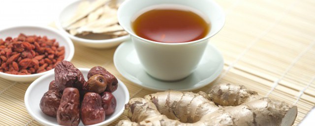 喝姜枣茶排湿气的症状是什么(姜枣茶去湿气吗)