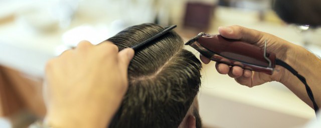 男生怎么自己做发型视频 男生怎么自己做发型碎发