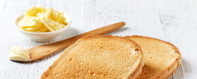 面包里的反式脂肪酸是什么来的?(面包中有反式脂肪酸吗)