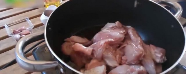 兔肉汤怎么做好吃(兔肉汤怎么做好吃还不腥)