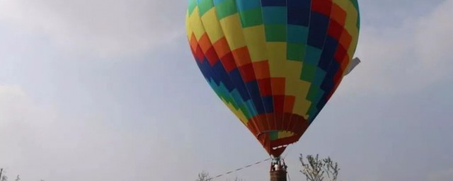 氦气球能飞多高?最后会怎么样?,氦气球能飞多高