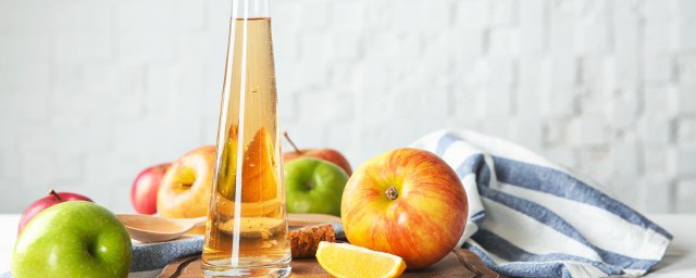 苹果醋的功效和作用(苹果醋的功效与作用及食用方法)