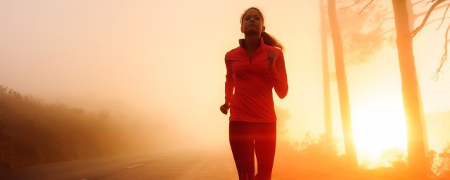 长跑与呼吸的训练方法(长跑用什么呼吸法)