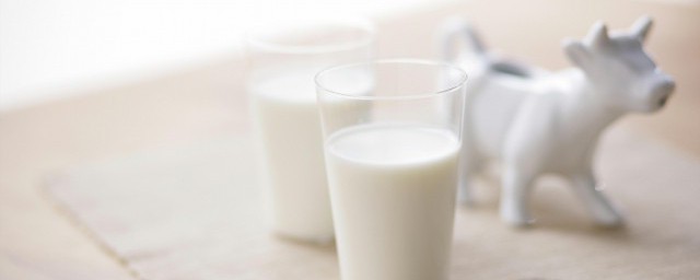 牛奶里的非脂乳固体是什么(什么叫非脂乳固体)